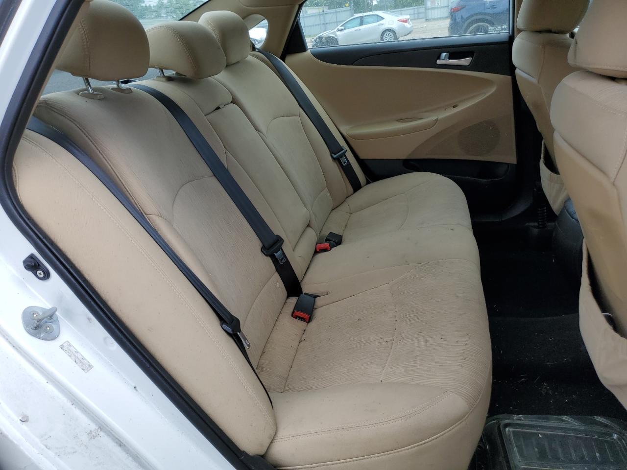 2011 HYUNDAI SONATA GLS photo 10
