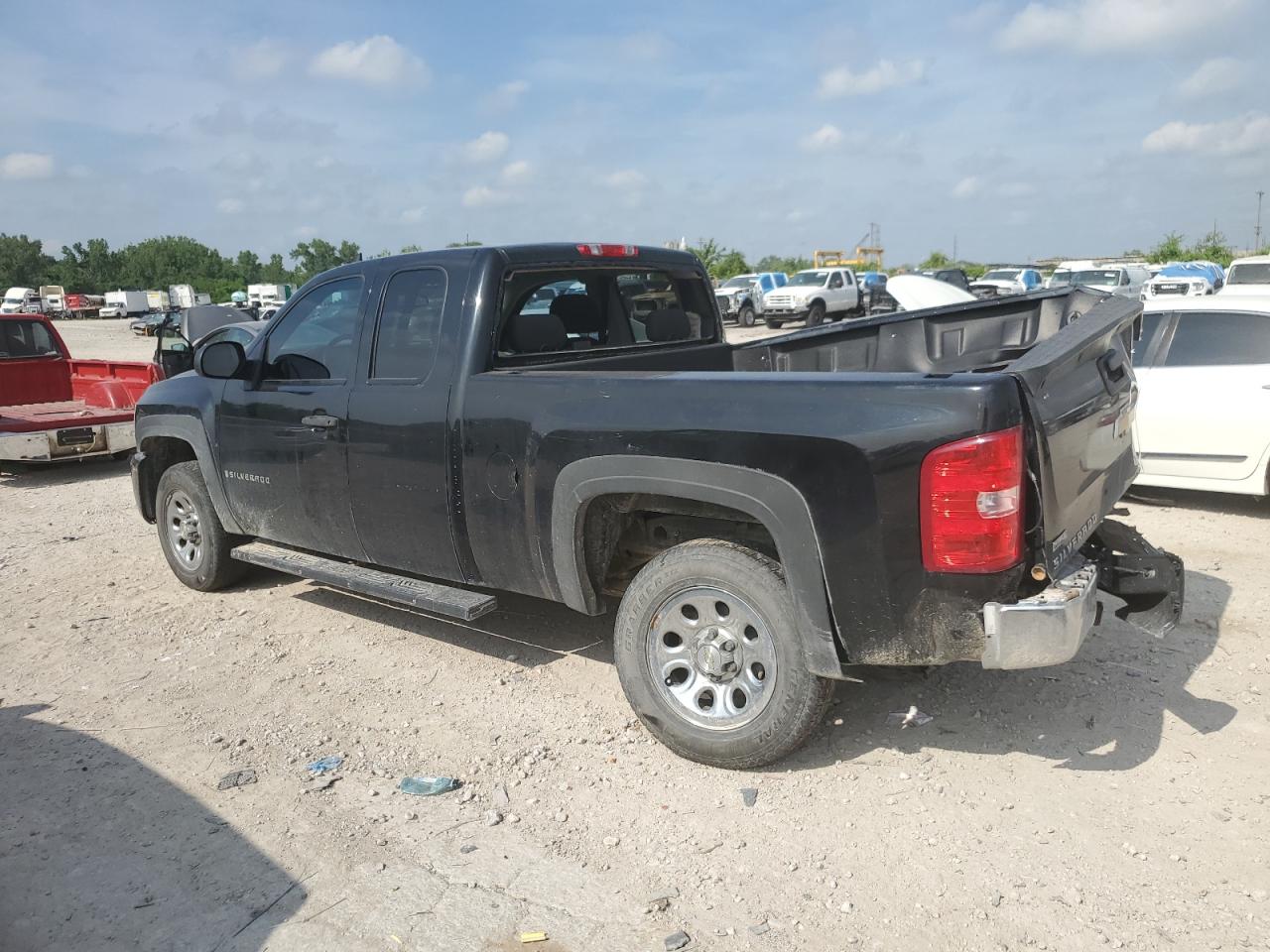 2009 CHEVROLET SILVERADO C1500 photo 3
