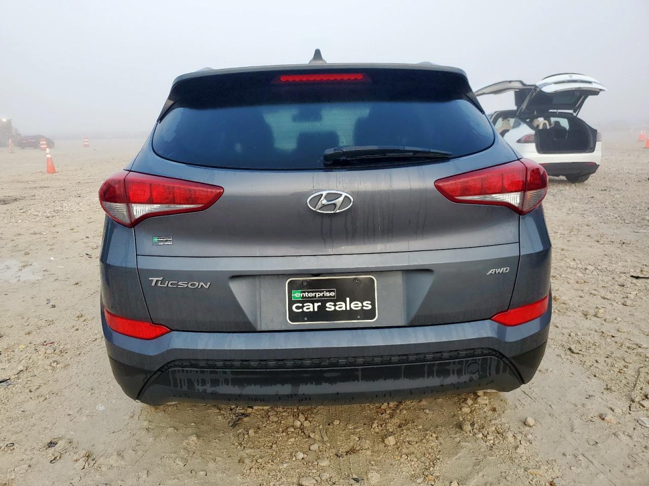 2018 HYUNDAI TUCSON SEL photo 6