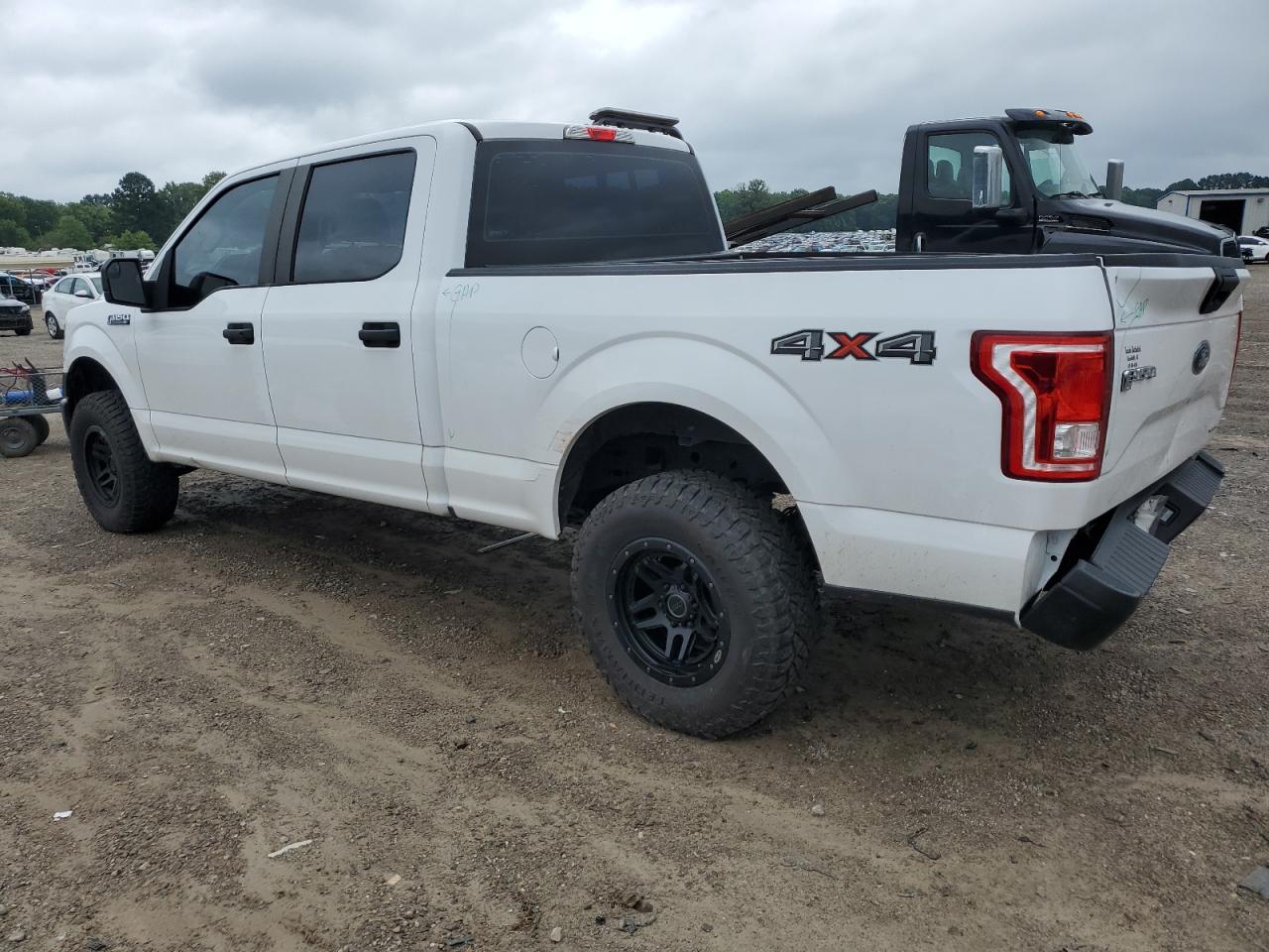2016 FORD F150 SUPERCREW photo 2