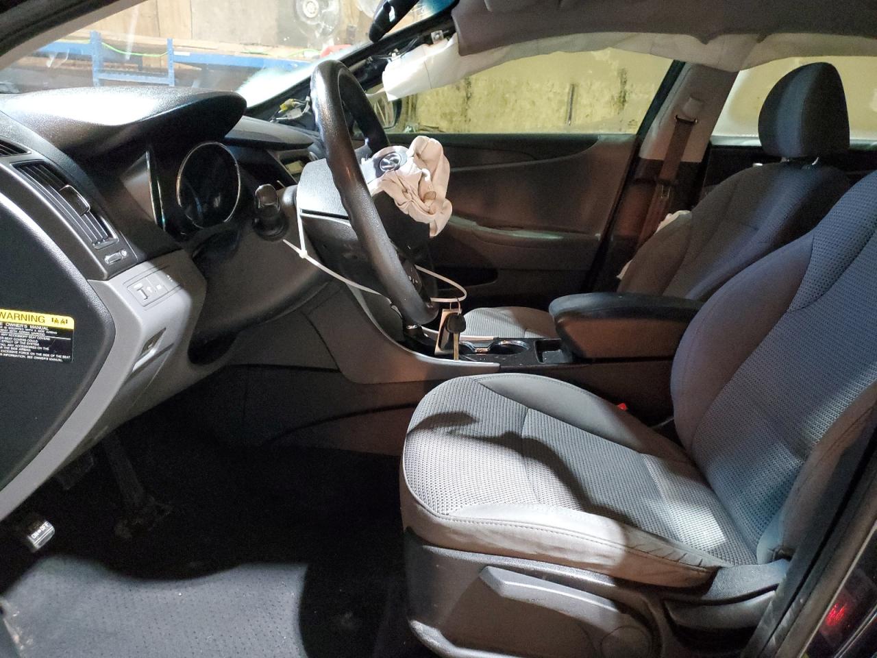 2012 HYUNDAI SONATA GLS photo 13