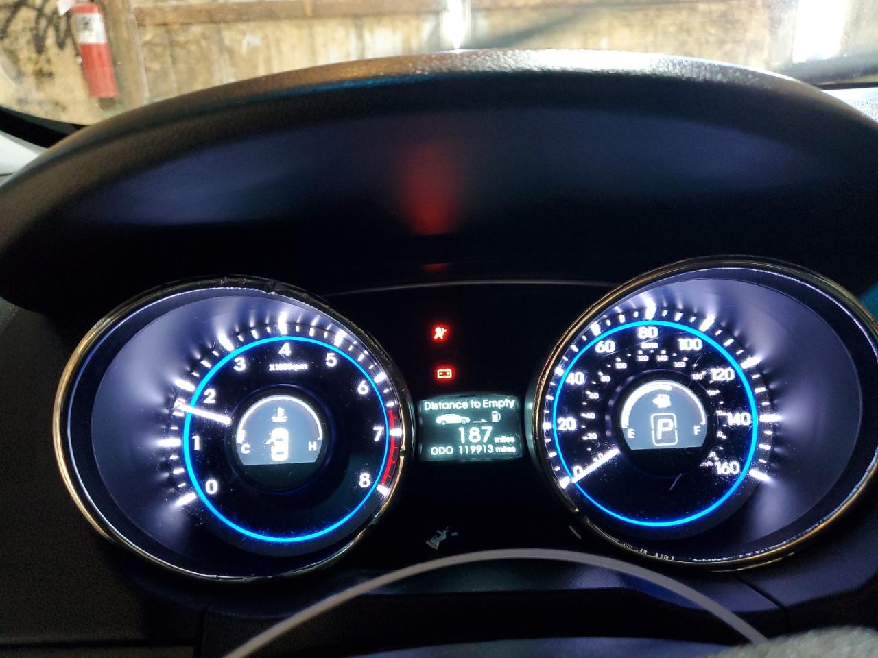 2012 HYUNDAI SONATA GLS photo 17