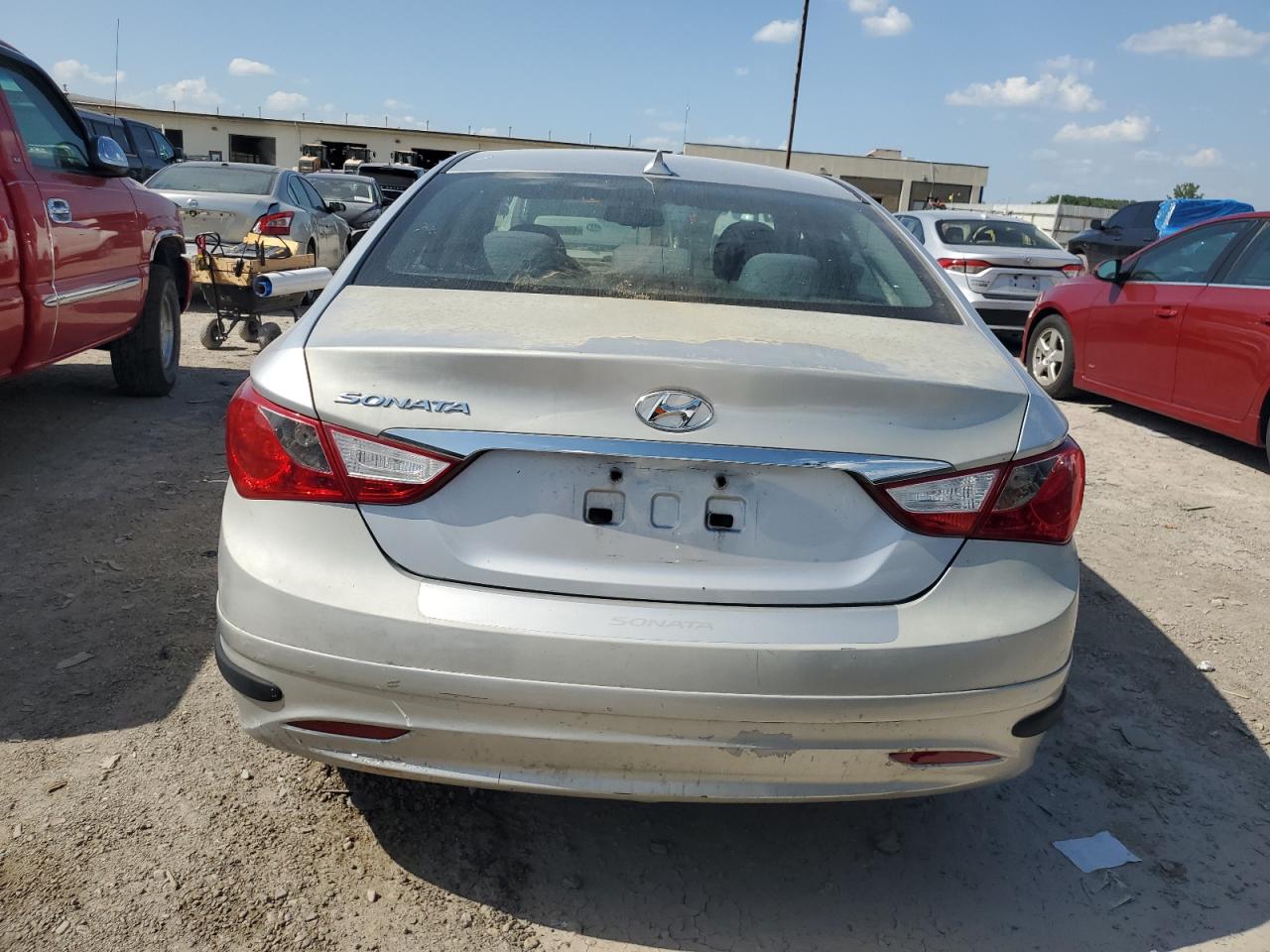2013 HYUNDAI SONATA GLS photo 11
