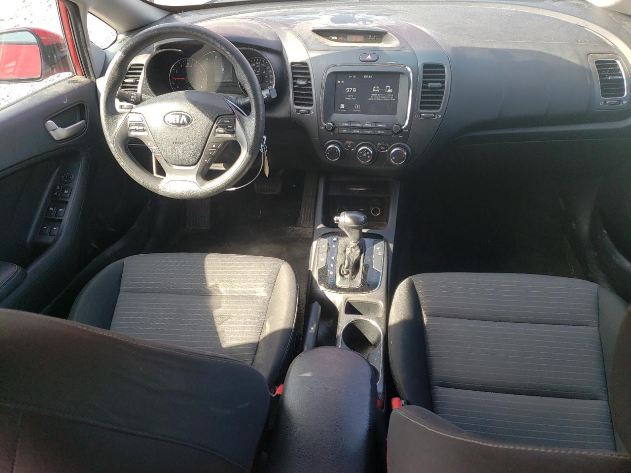 2017 KIA FORTE LX photo 22