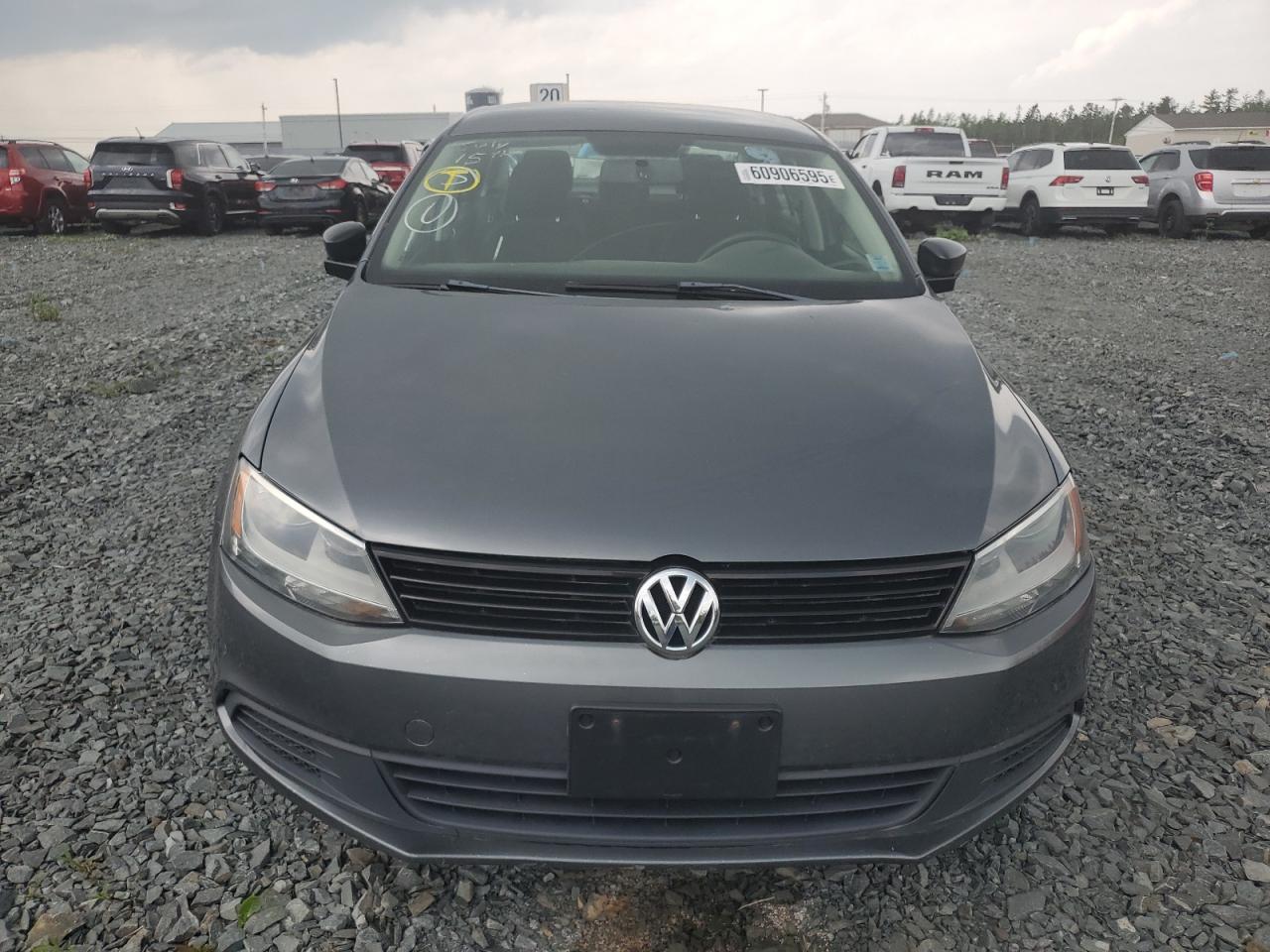 2012 VOLKSWAGEN JETTA BASE photo 5