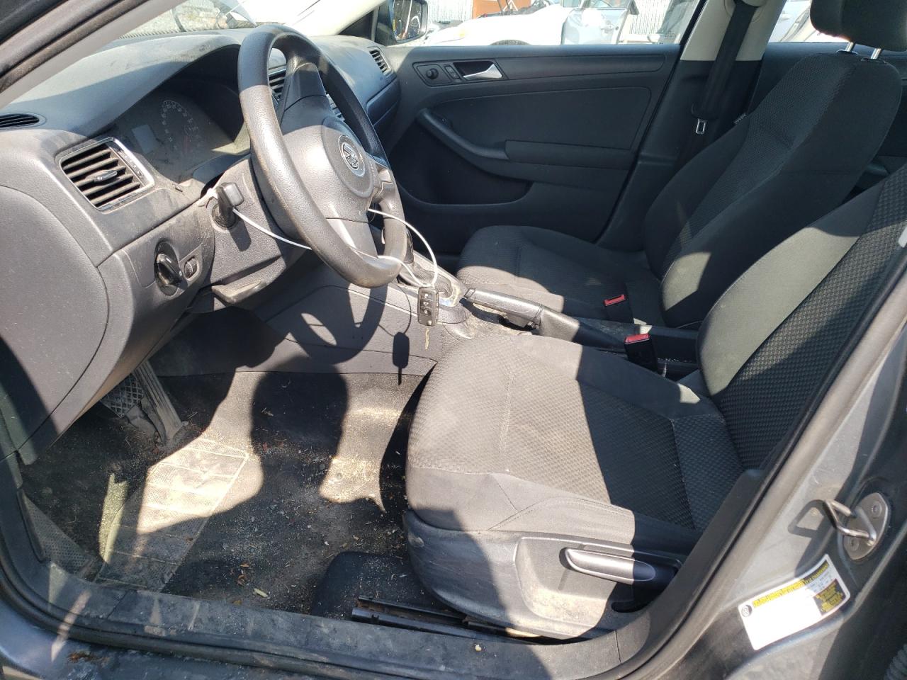 2012 VOLKSWAGEN JETTA BASE photo 7