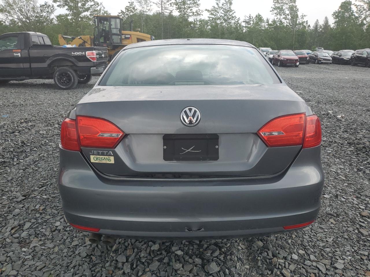 2012 VOLKSWAGEN JETTA BASE photo 6
