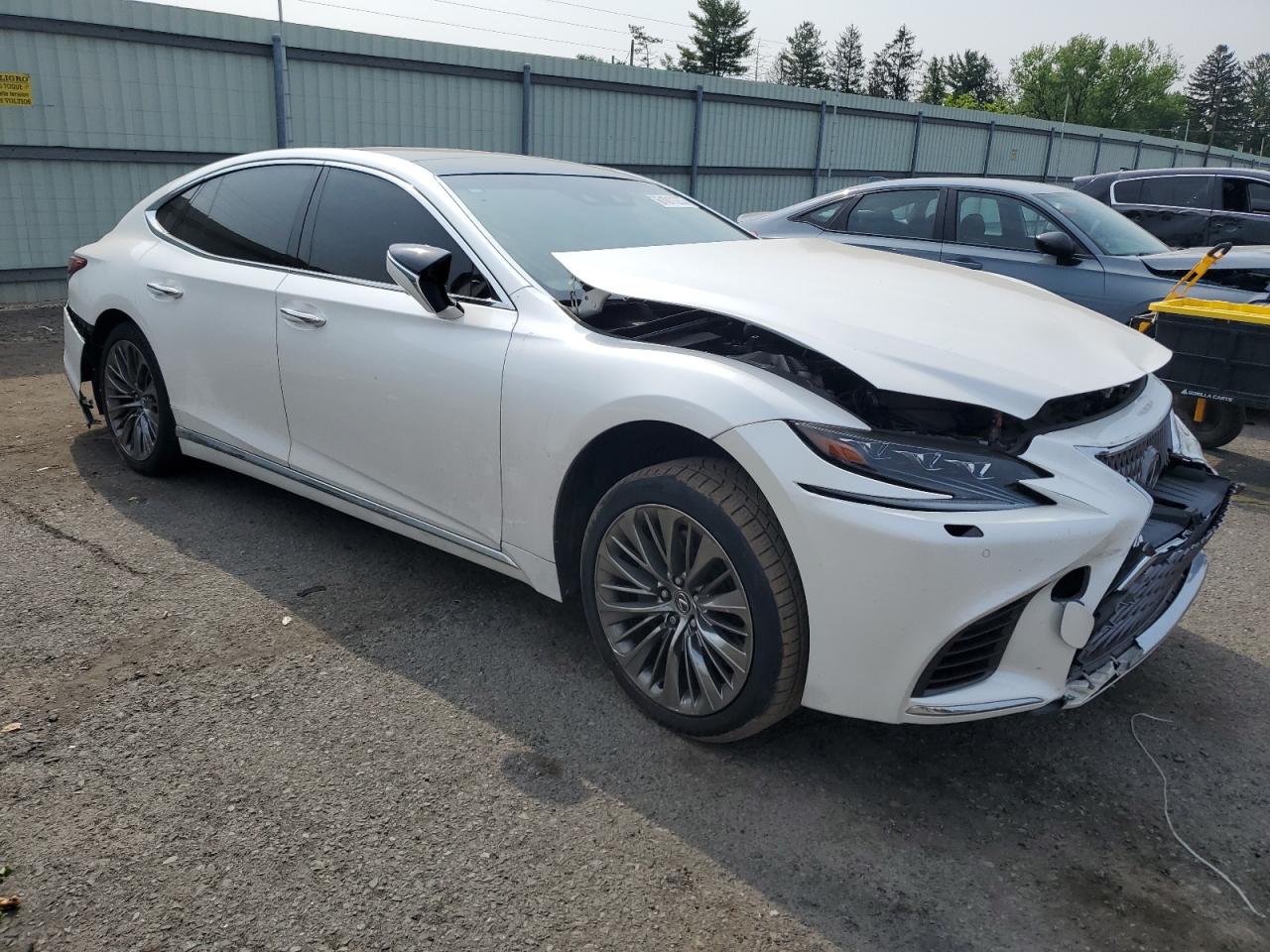 2019 LEXUS LS photo 7