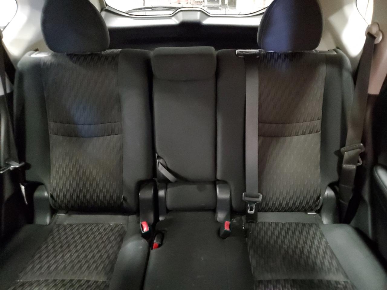 2019 NISSAN ROGUE SV photo 10