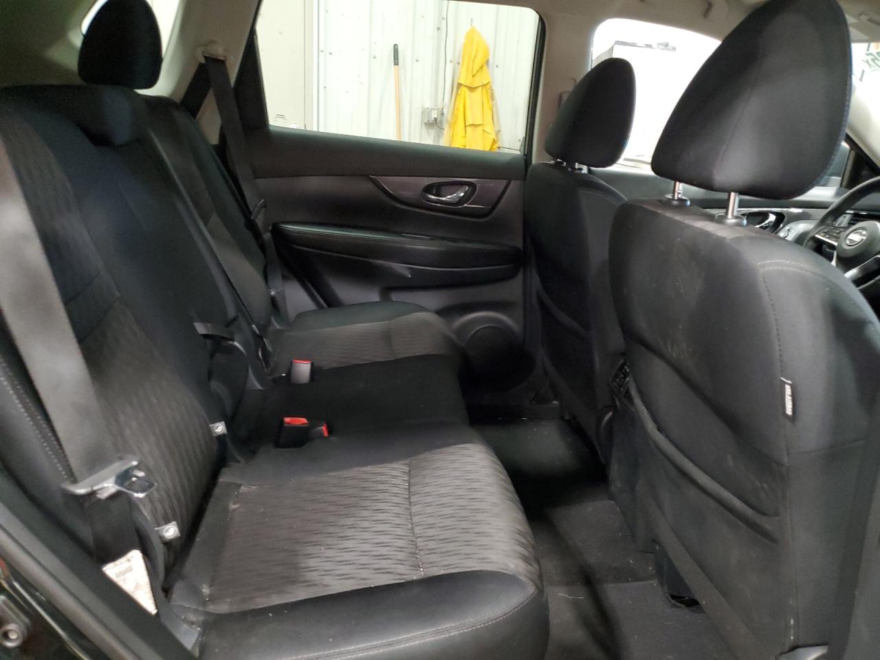 2019 NISSAN ROGUE SV photo 11