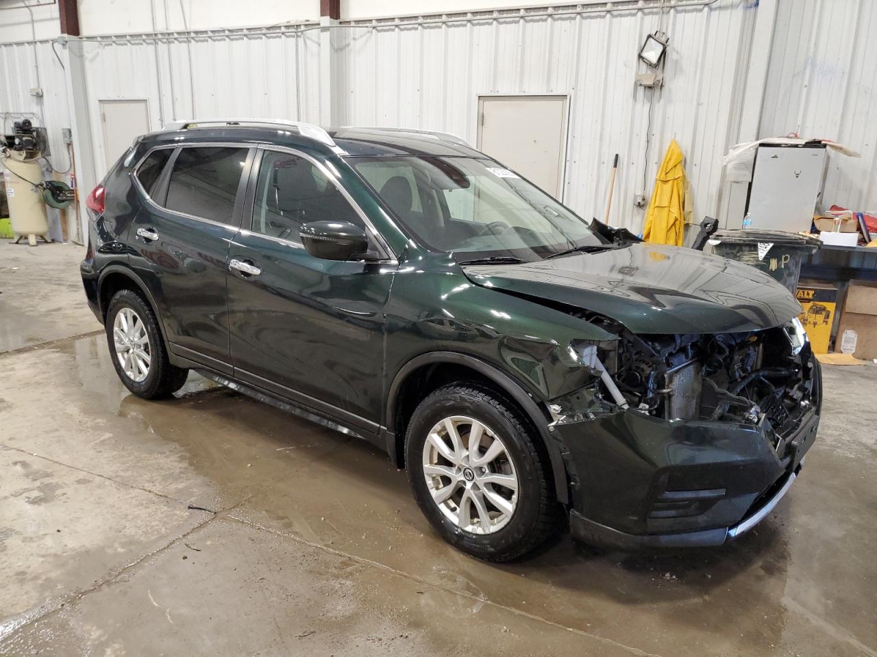 2019 NISSAN ROGUE SV photo 4