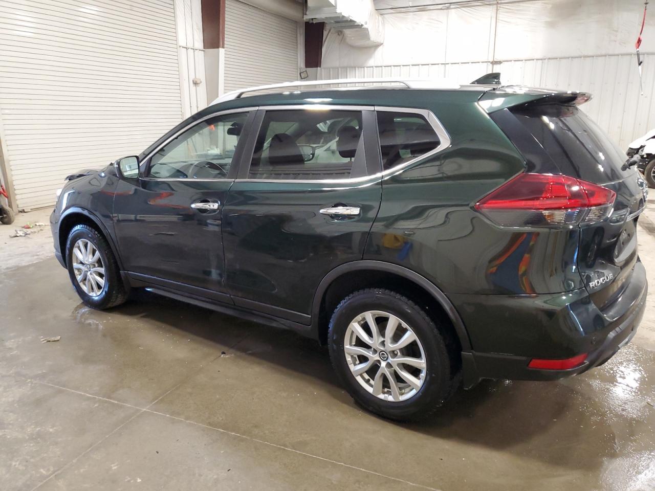 2019 NISSAN ROGUE SV photo 2
