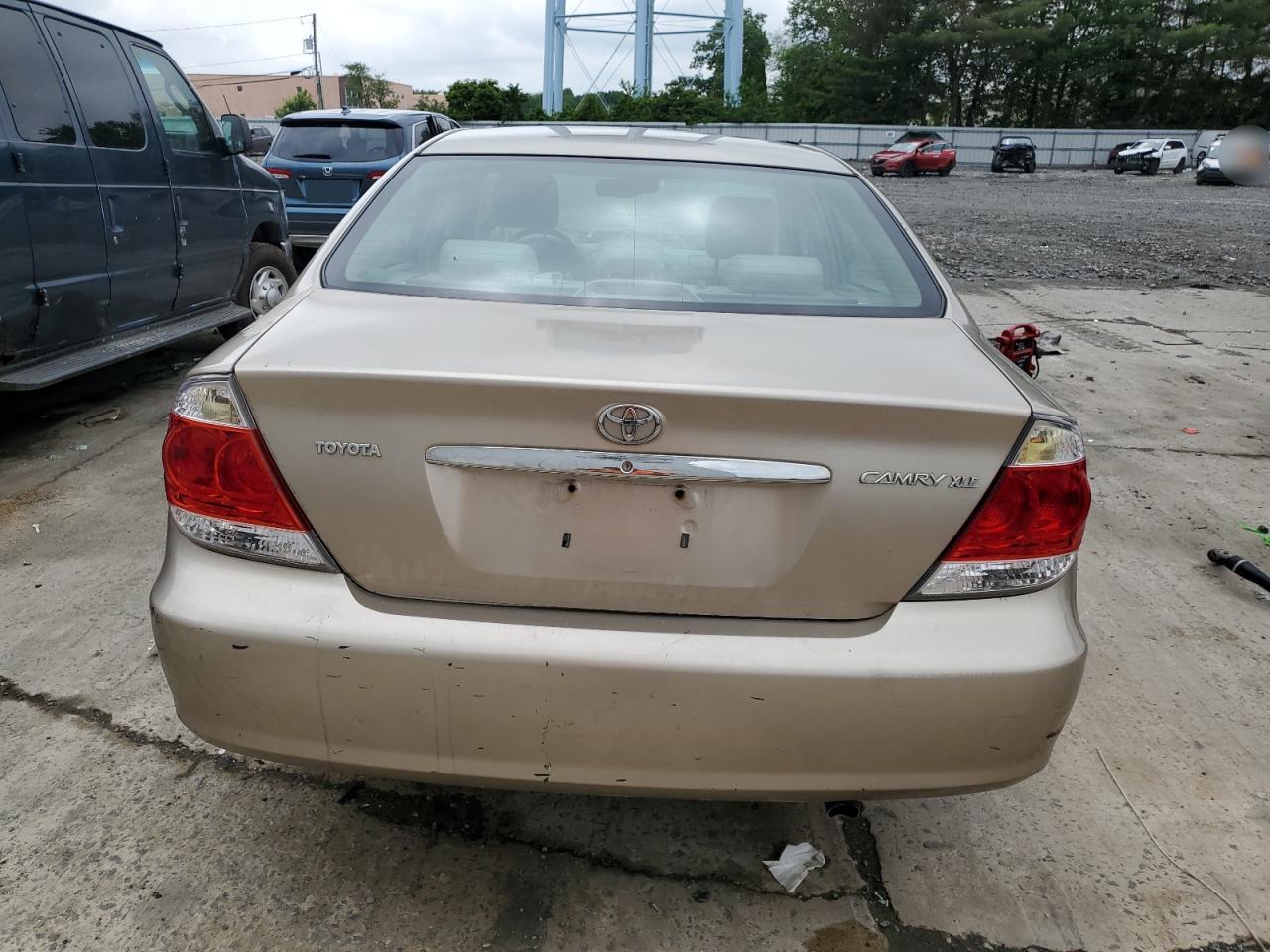 2005 TOYOTA CAMRY LE photo 6