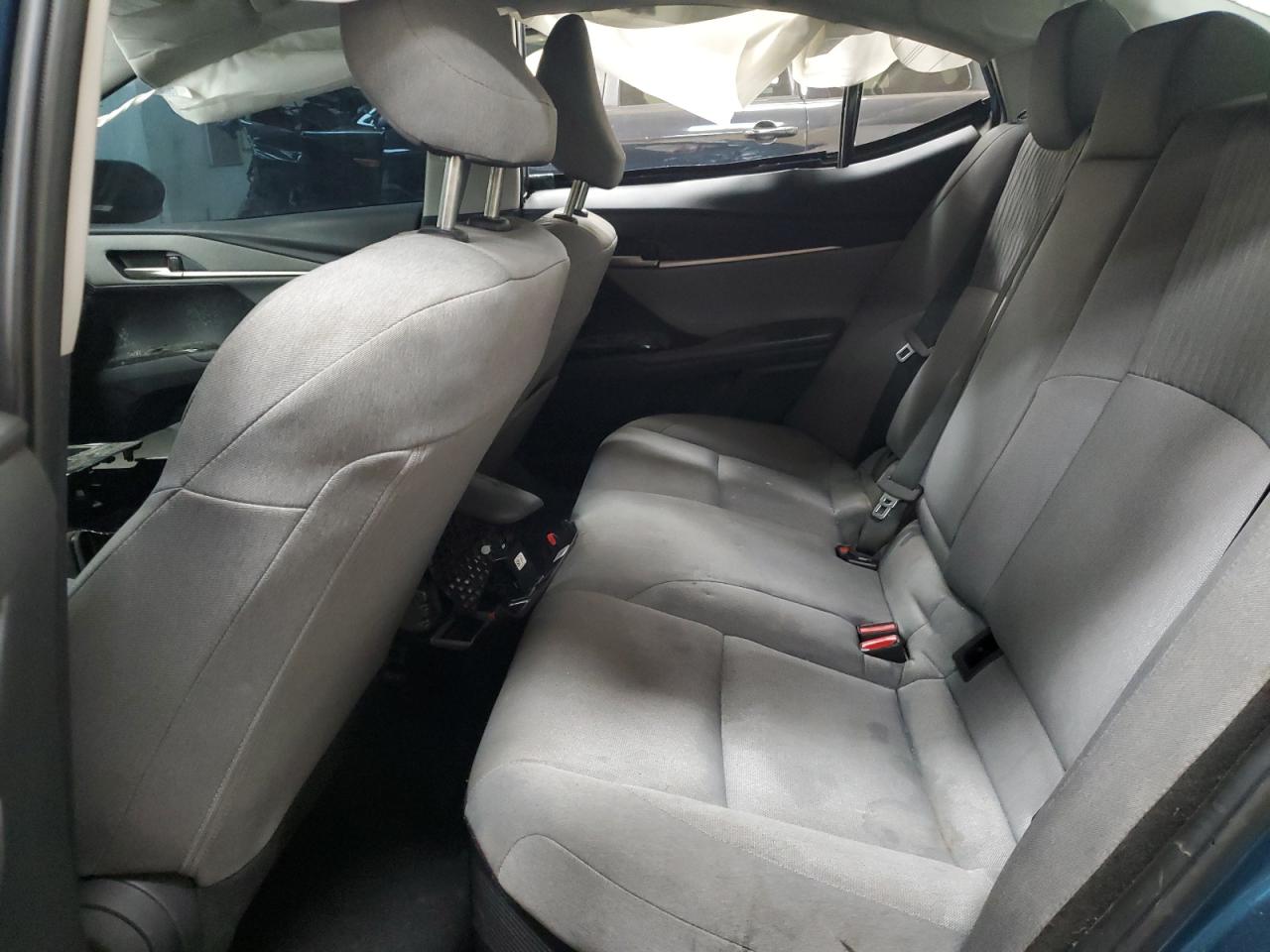 2025 TOYOTA CAMRY LE photo 19