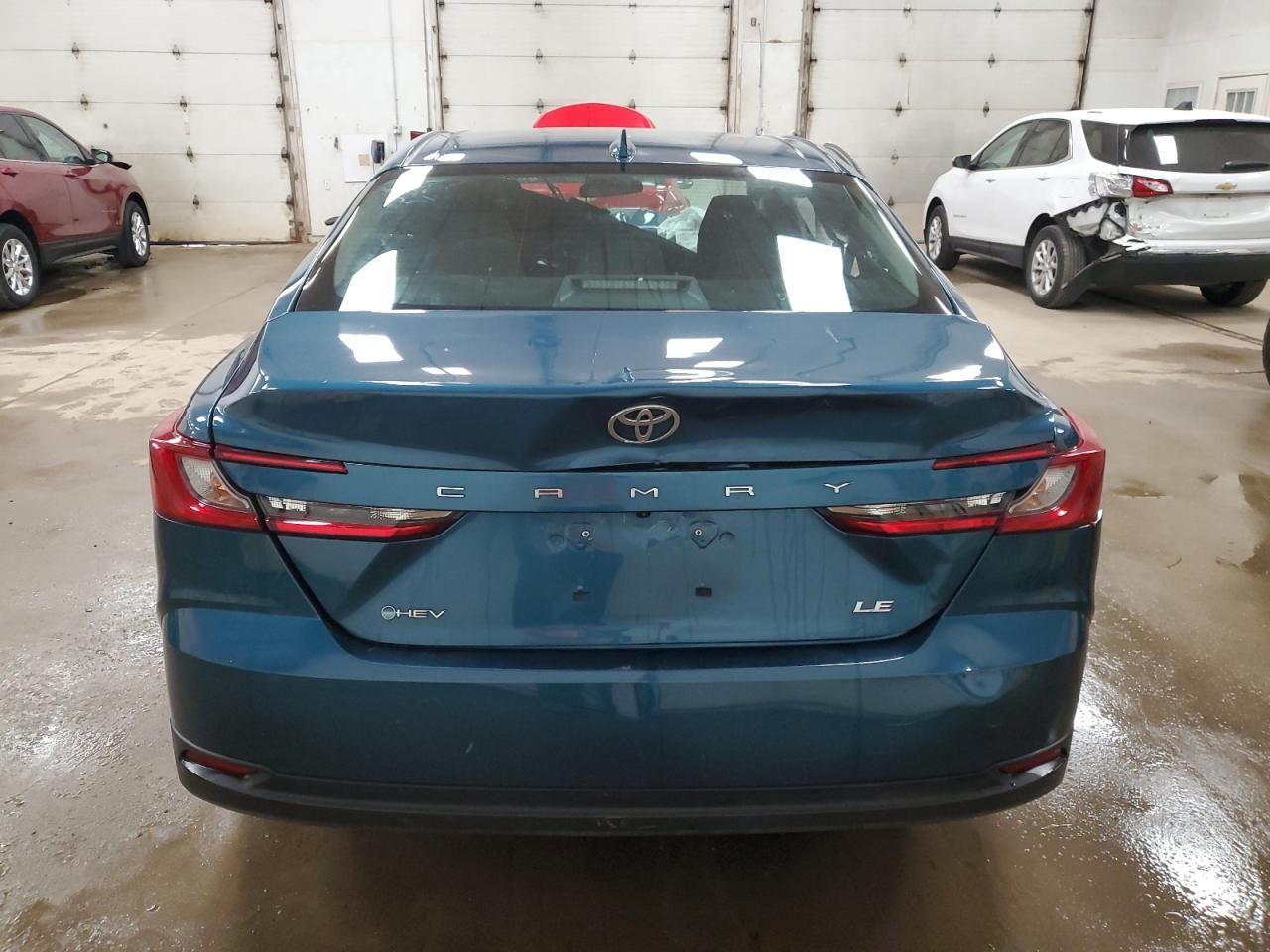 2025 TOYOTA CAMRY LE photo 11