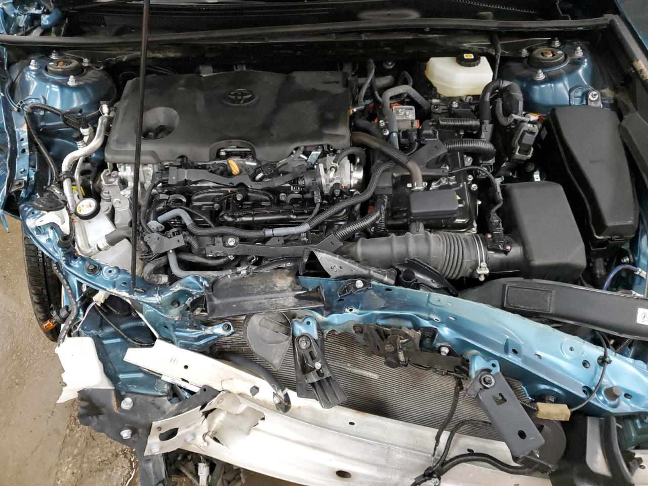 2025 TOYOTA CAMRY LE photo 21