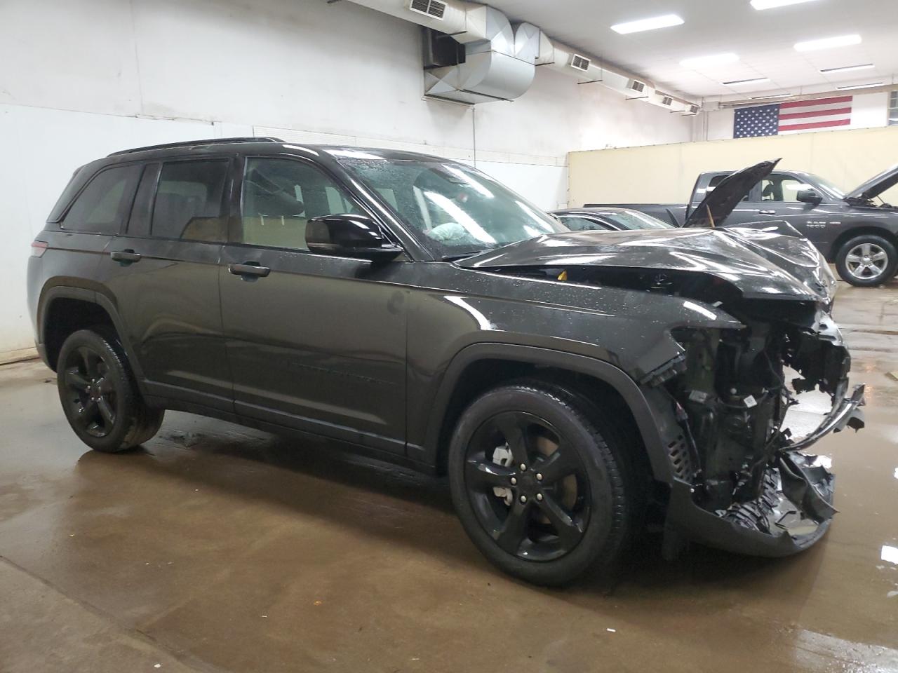 2024 JEEP GRAND CHEROKEE LIMITED photo 7