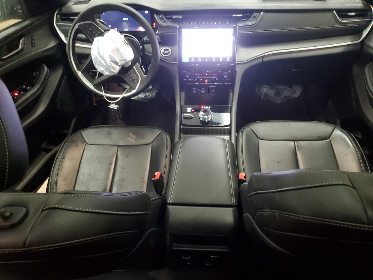 2024 JEEP GRAND CHEROKEE LIMITED photo 15