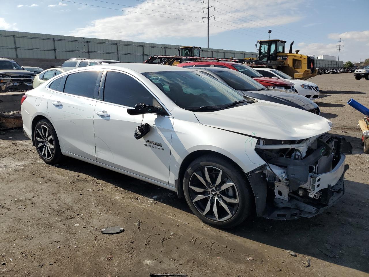 2017 CHEVROLET MALIBU LT photo 4