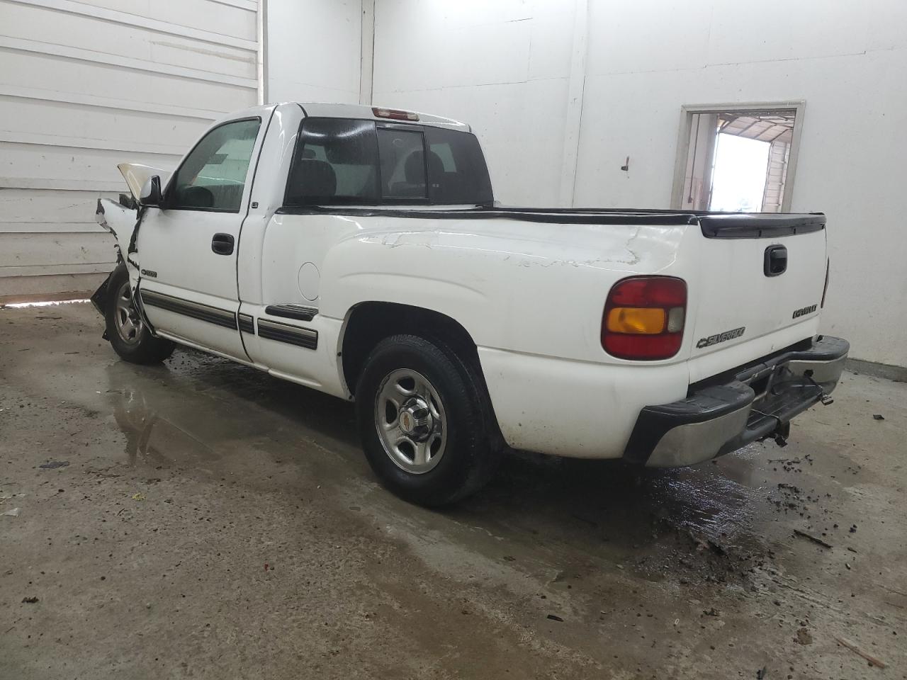 2000 CHEVROLET SILVERADO C1500 photo 4