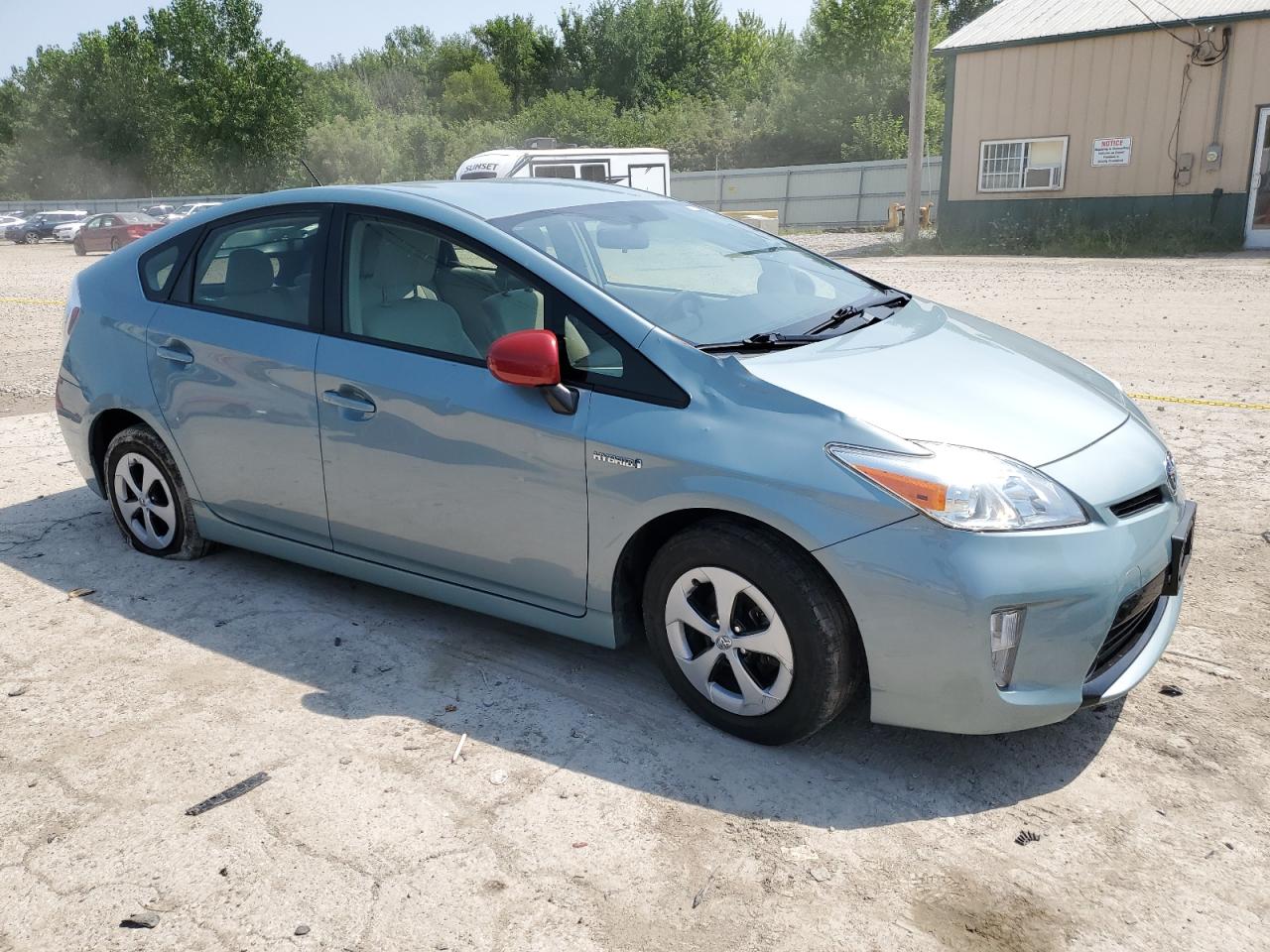 2013 TOYOTA PRIUS photo 4
