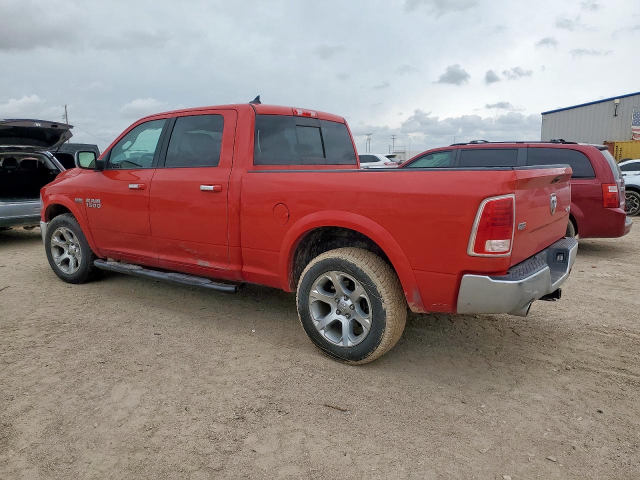 2018 RAM 1500 LARAMIE photo 3