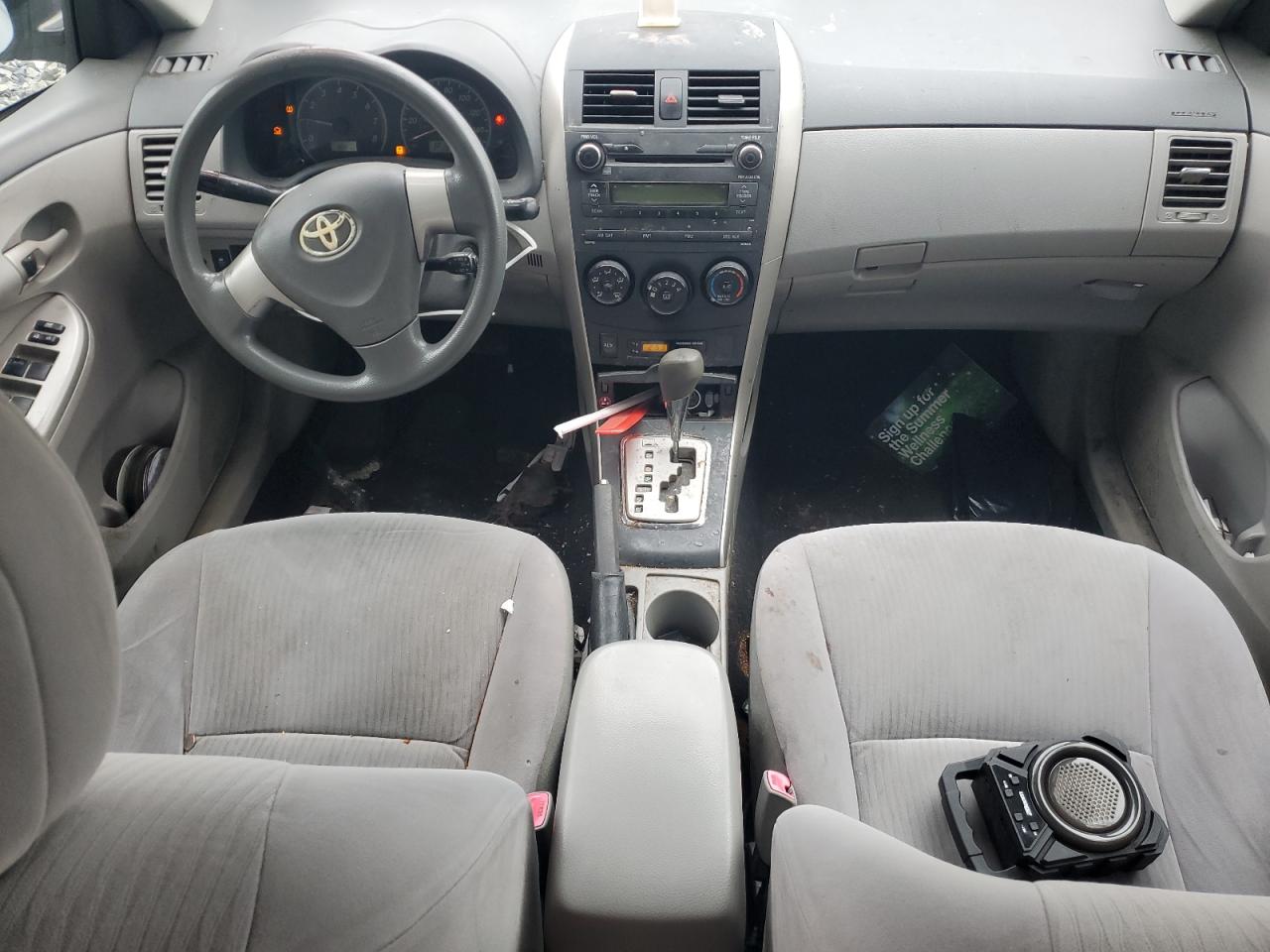 2010 TOYOTA COROLLA BASE photo 8