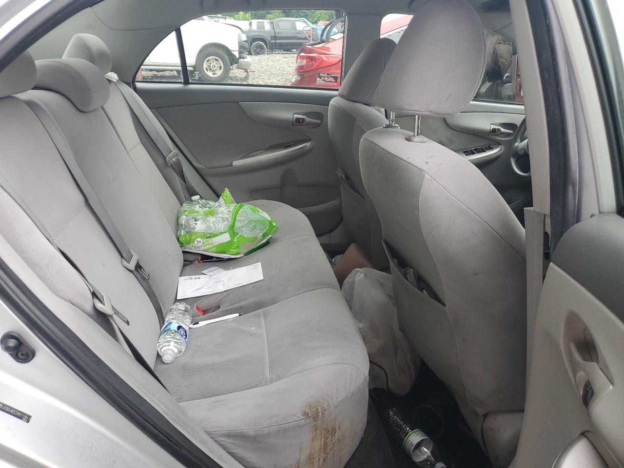 2010 TOYOTA COROLLA BASE photo 10