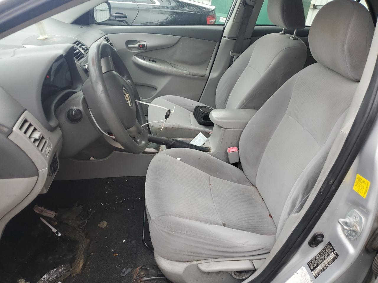 2010 TOYOTA COROLLA BASE photo 7