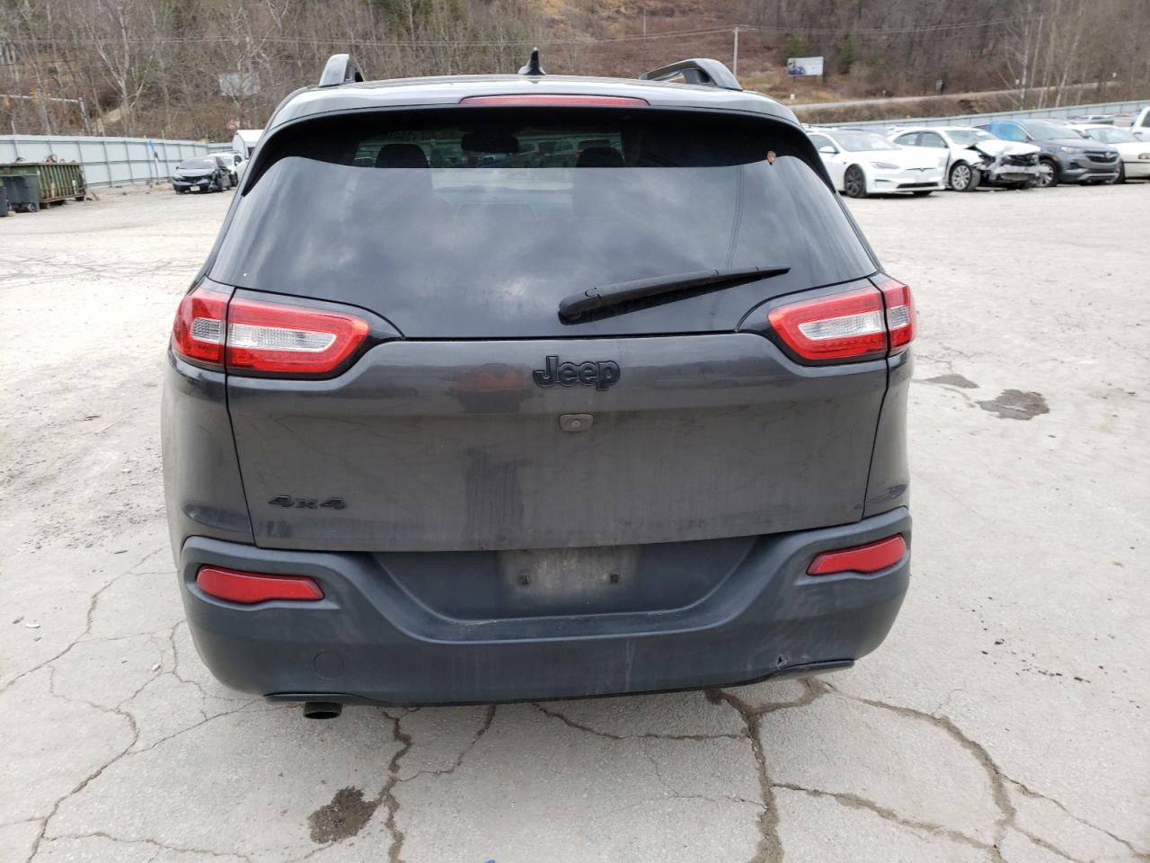 2015 JEEP CHEROKEE LATITUDE photo 11