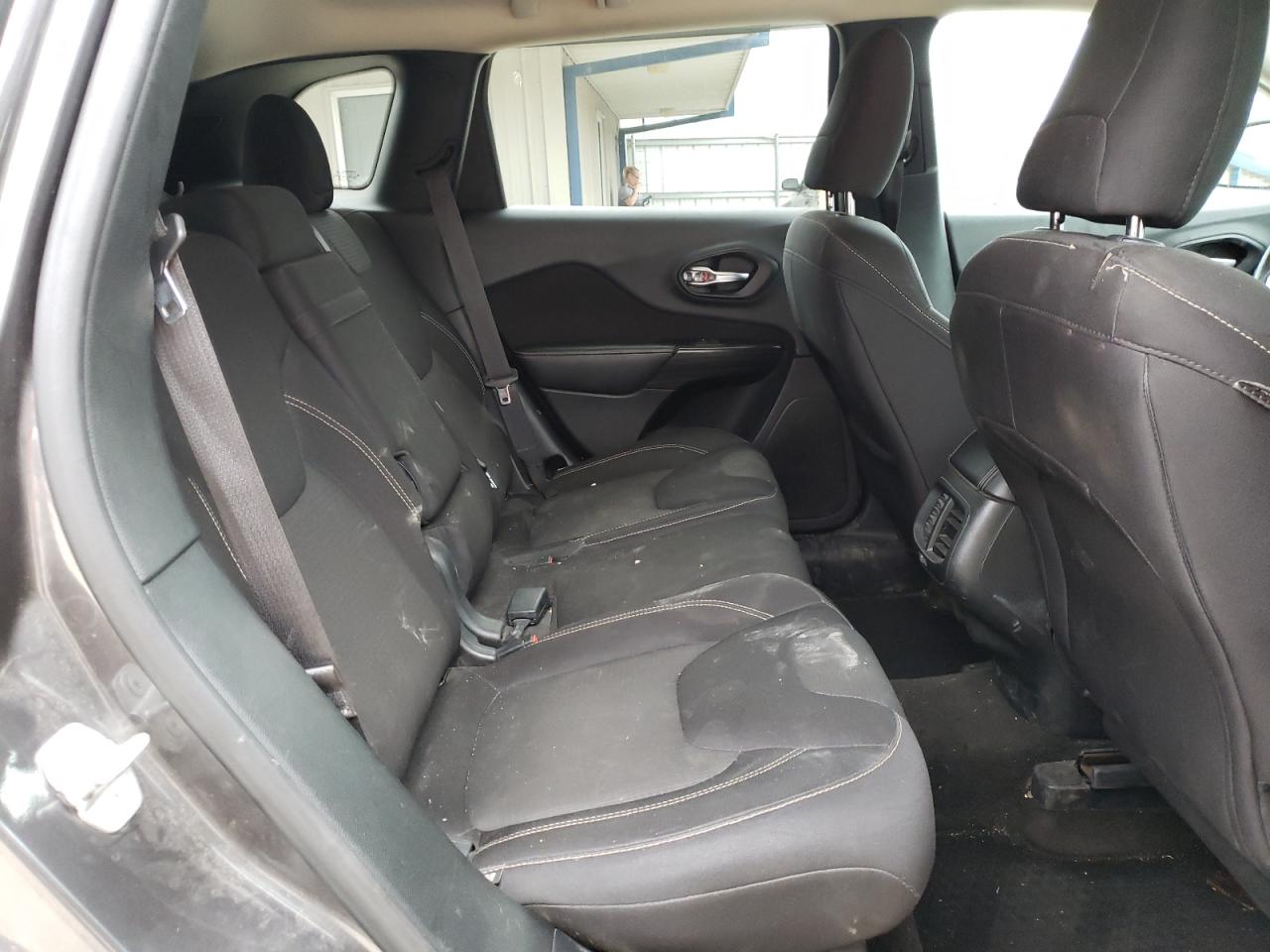 2015 JEEP CHEROKEE LATITUDE photo 21