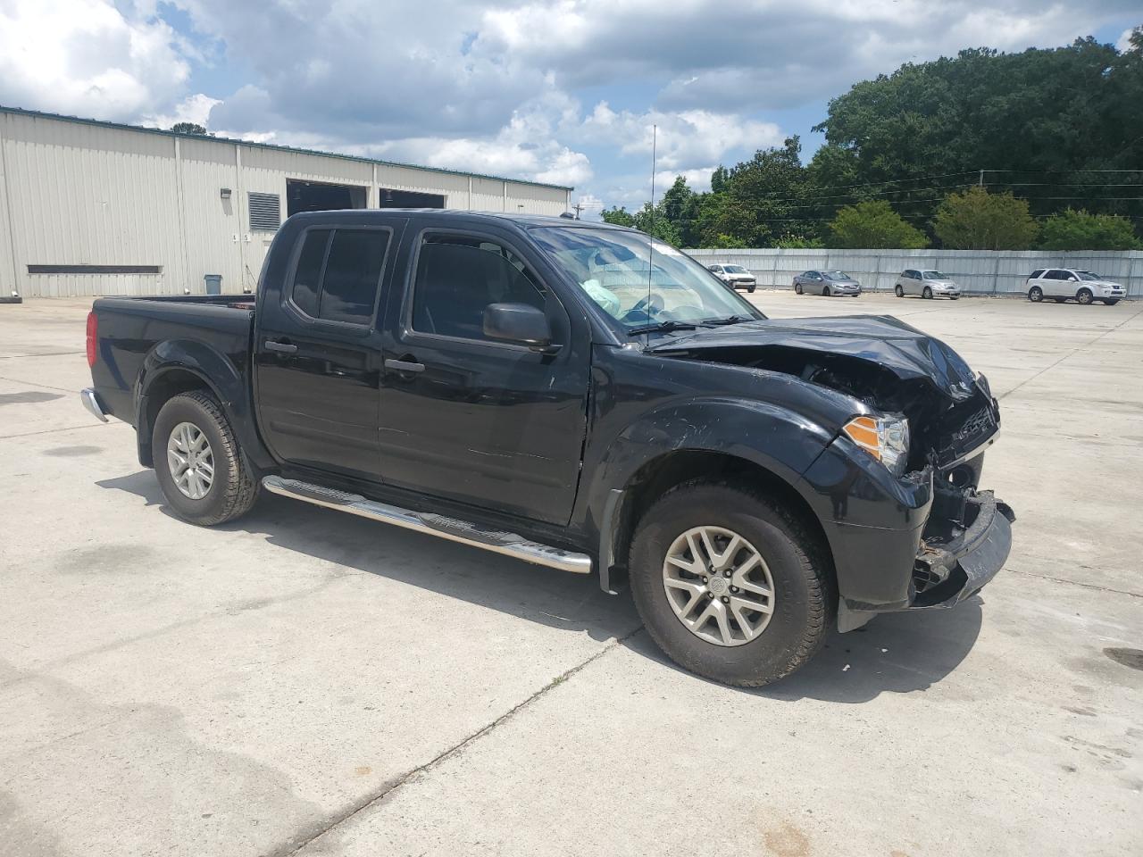 2018 NISSAN FRONTIER S photo 10
