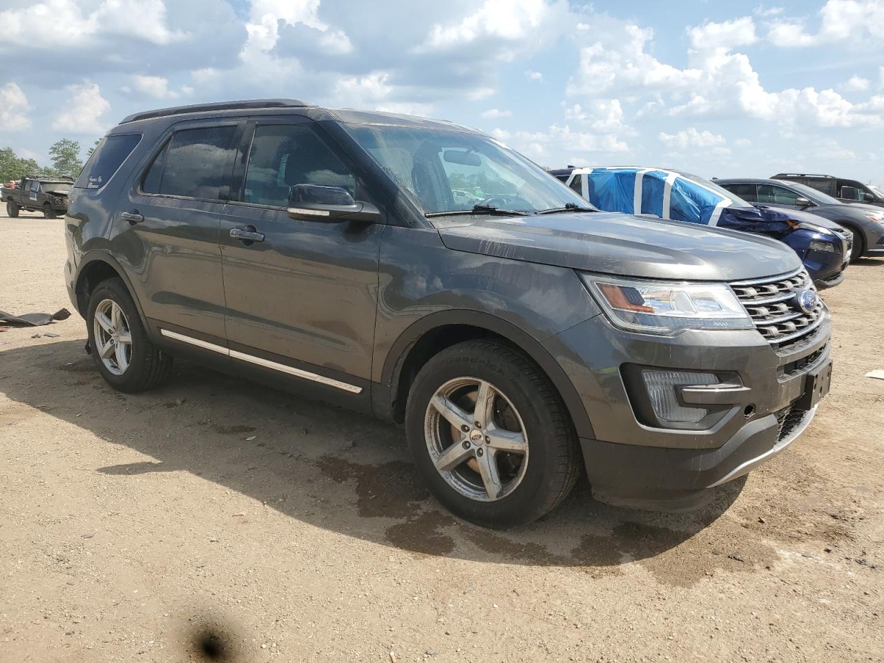 2017 FORD EXPLORER XLT photo 7