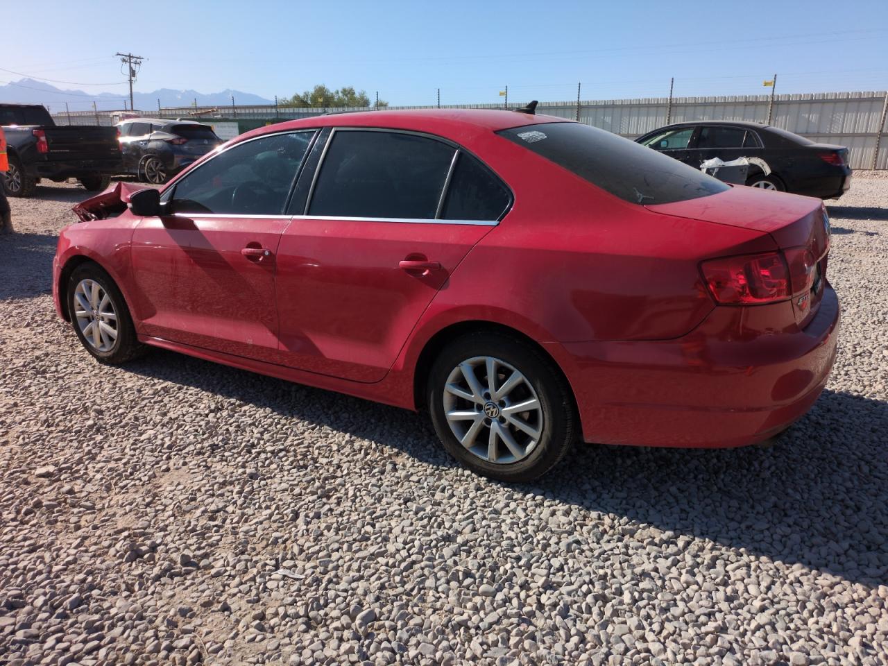 2013 VOLKSWAGEN JETTA SE photo 4