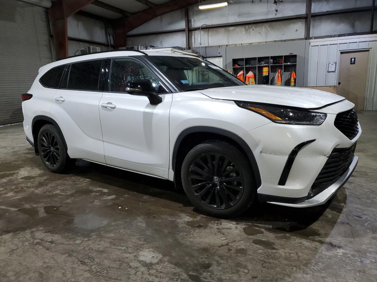2023 TOYOTA HIGHLANDER XSE photo 7