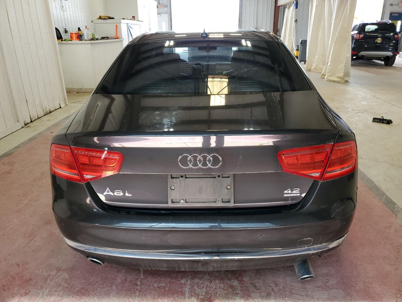 2011 AUDI A8 photo 11