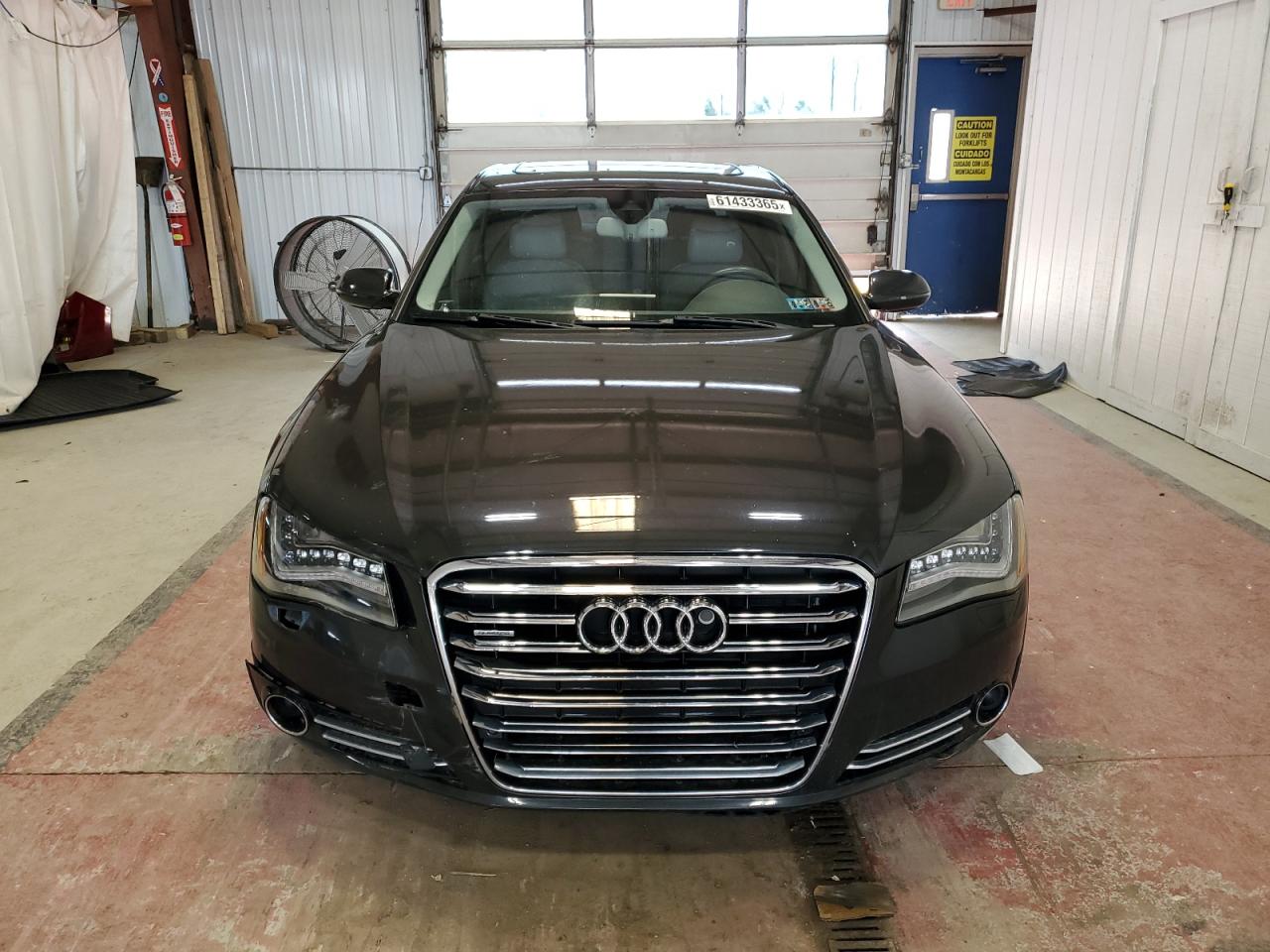 2011 AUDI A8 photo 9