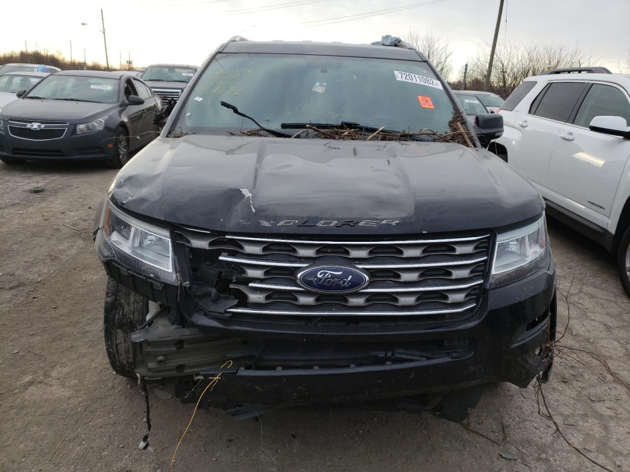 2017 FORD EXPLORER XLT photo 9