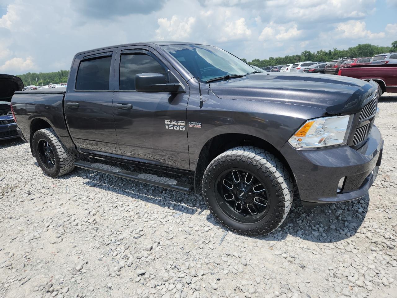 2018 RAM 1500 photo 7