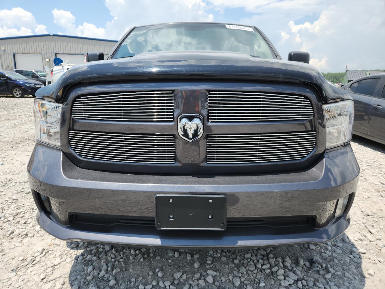 2018 RAM 1500 photo 9