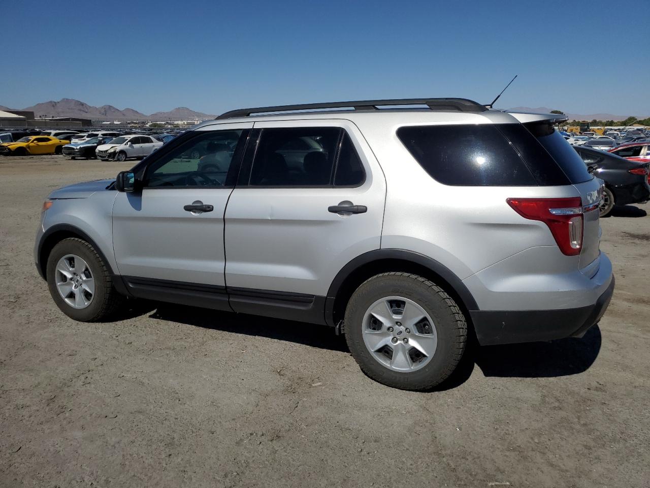 2013 FORD EXPLORER photo 2