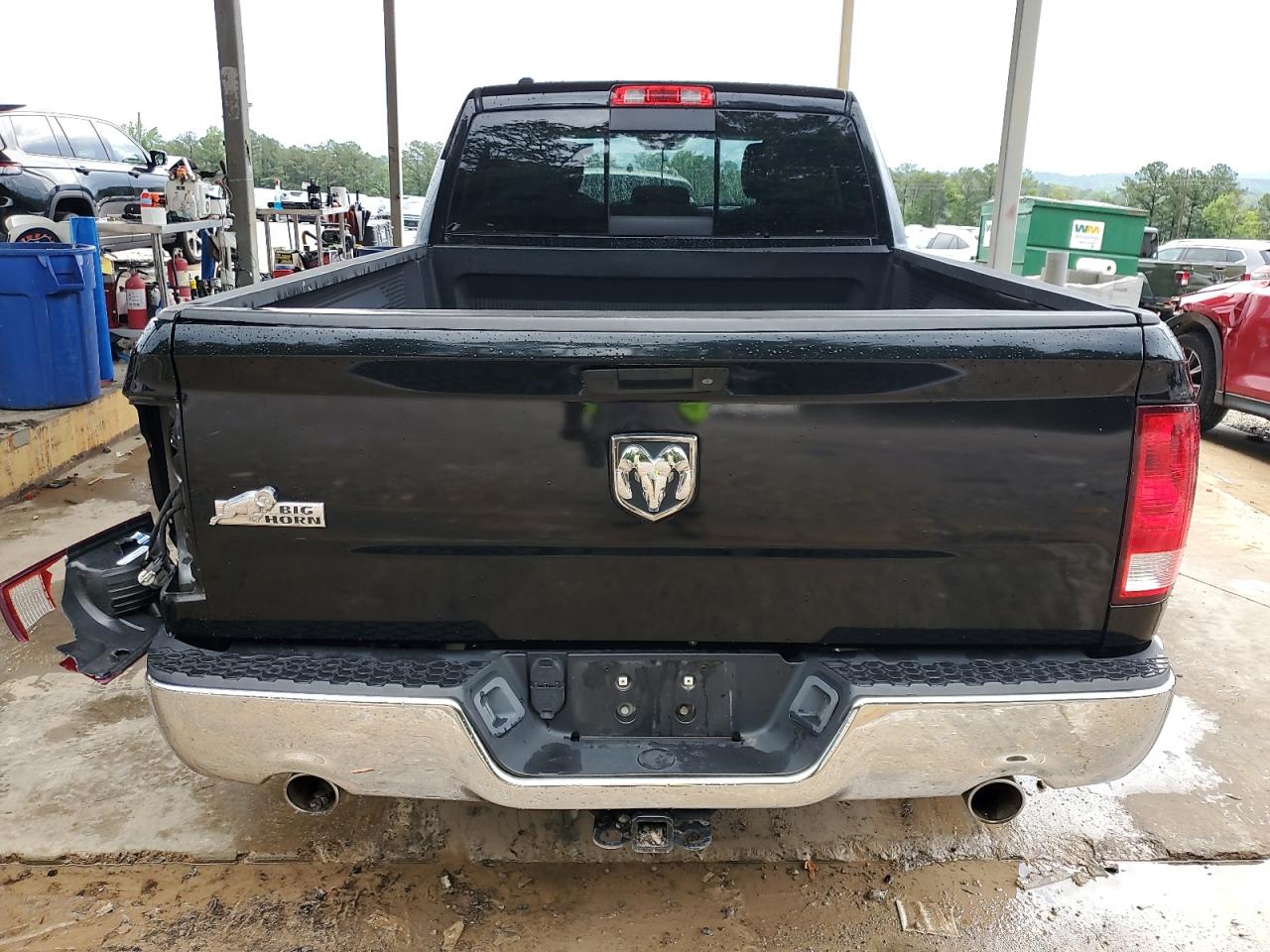2015 RAM 1500 SLT photo 6