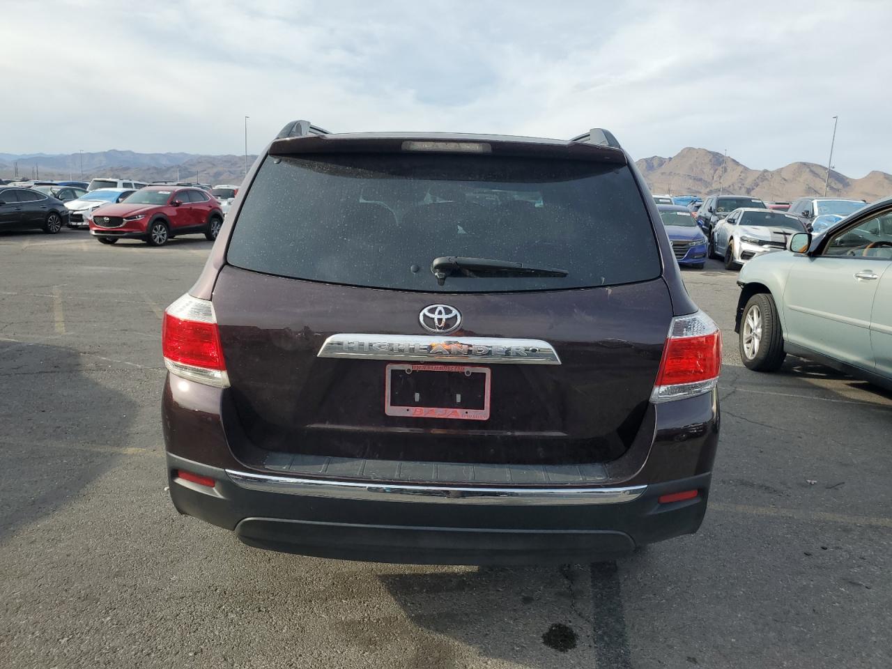2013 TOYOTA HIGHLANDER SE photo 11