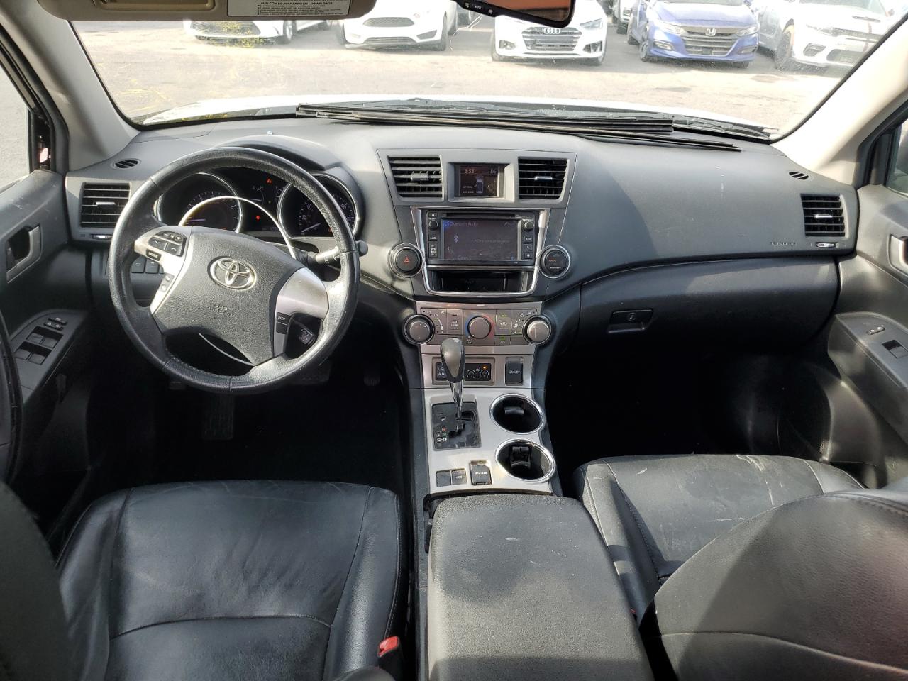 2013 TOYOTA HIGHLANDER SE photo 15