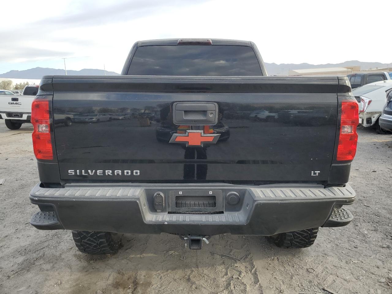 2017 CHEVROLET SILVERADO K1500 LT photo 16