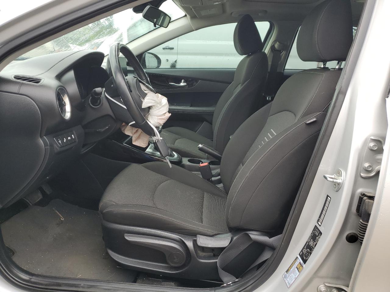 2020 KIA FORTE EX photo 7