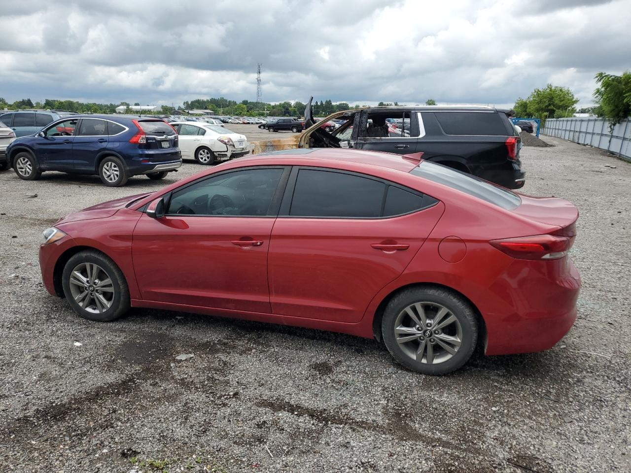 2018 HYUNDAI ELANTRA photo 2