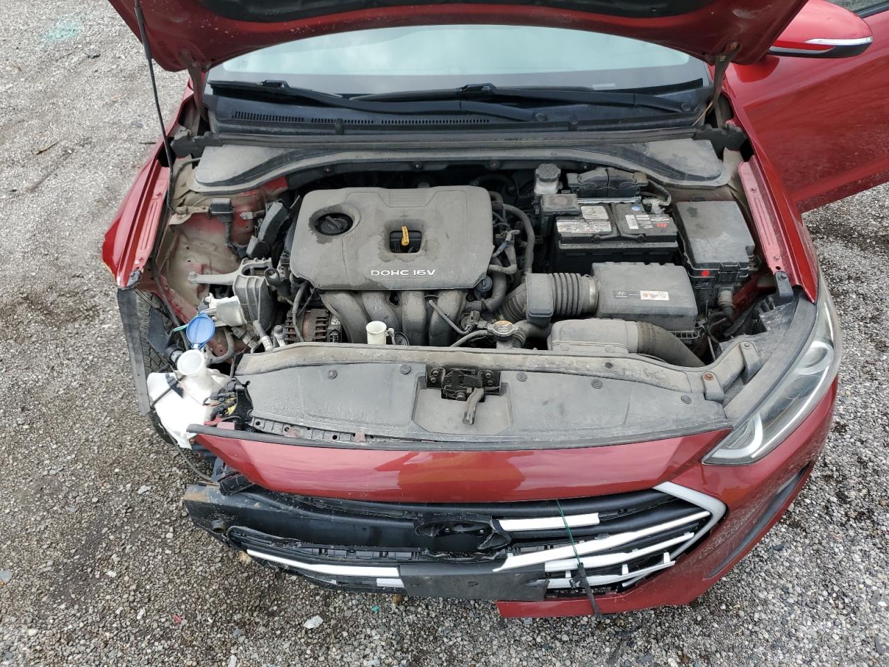2018 HYUNDAI ELANTRA photo 11