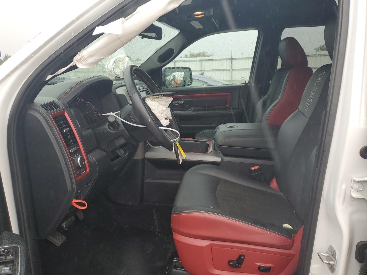 2016 RAM 1500 REBEL photo 7