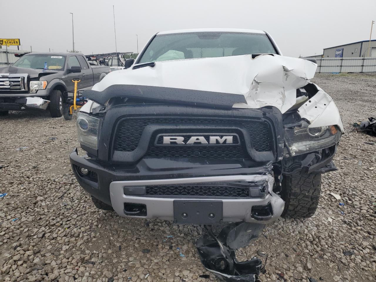 2016 RAM 1500 REBEL photo 5